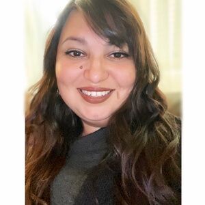 Meet your Posher, Marissa